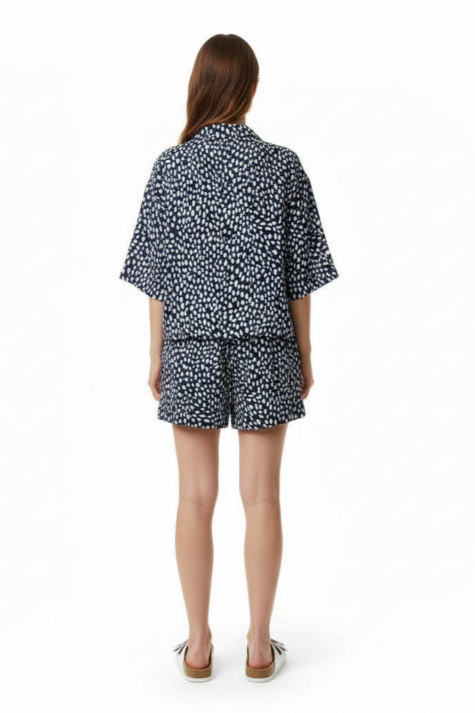 CROPPED HAWAIIAN SHIRT Cheetah Dots Navy - BANANATIME